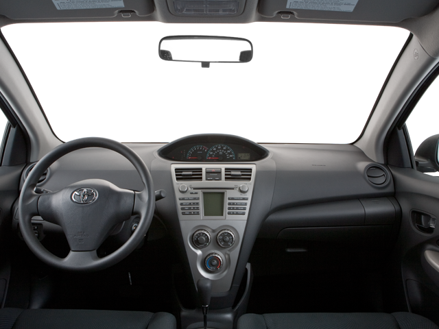 2010 Toyota Yaris Base