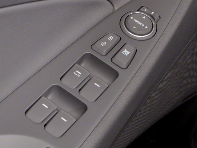 2011 Hyundai SONATA Ltd