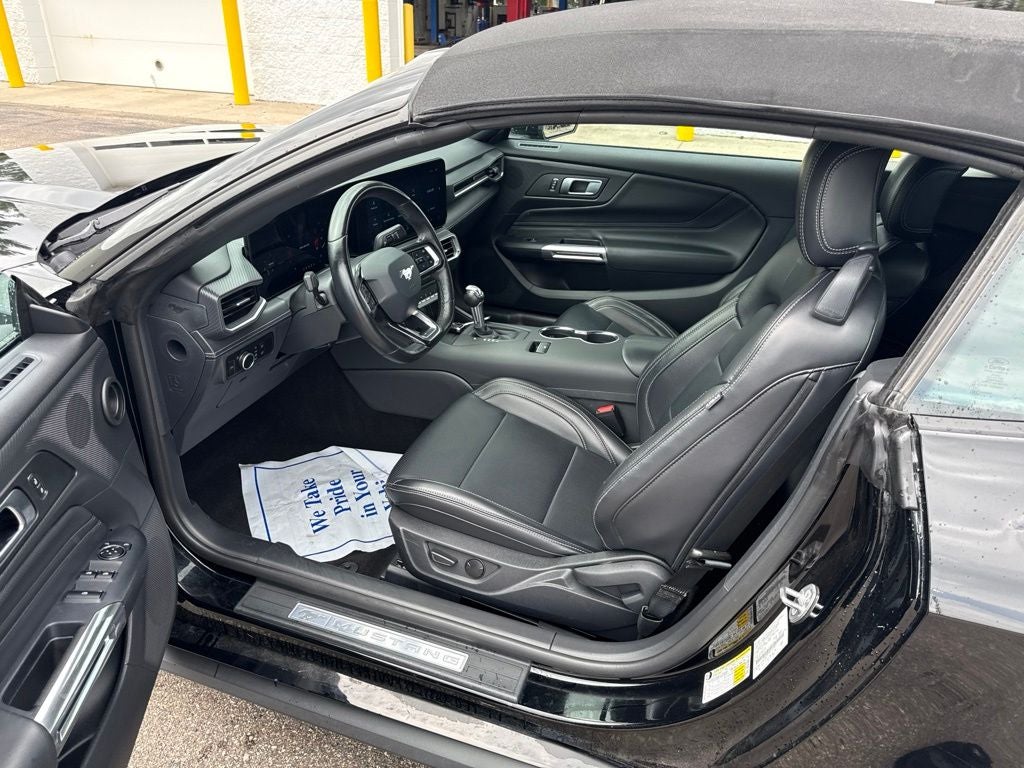 2025 Ford Mustang EcoBoost Premium