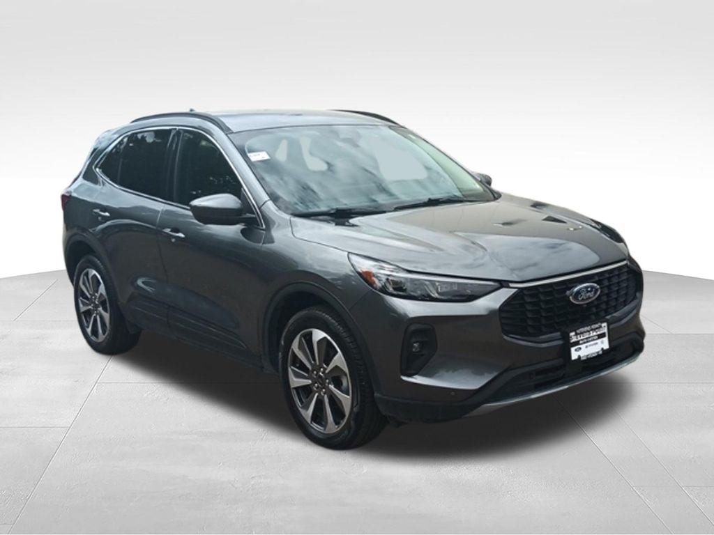 2024 Ford Escape Platinum