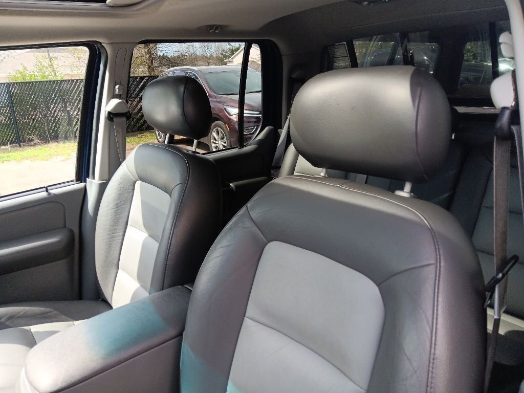 2004 Ford Explorer Sport Trac XLS AI