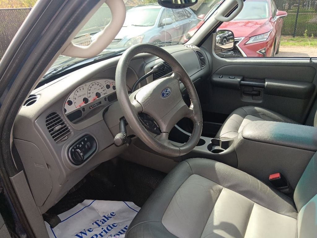 2004 Ford Explorer Sport Trac XLS AI