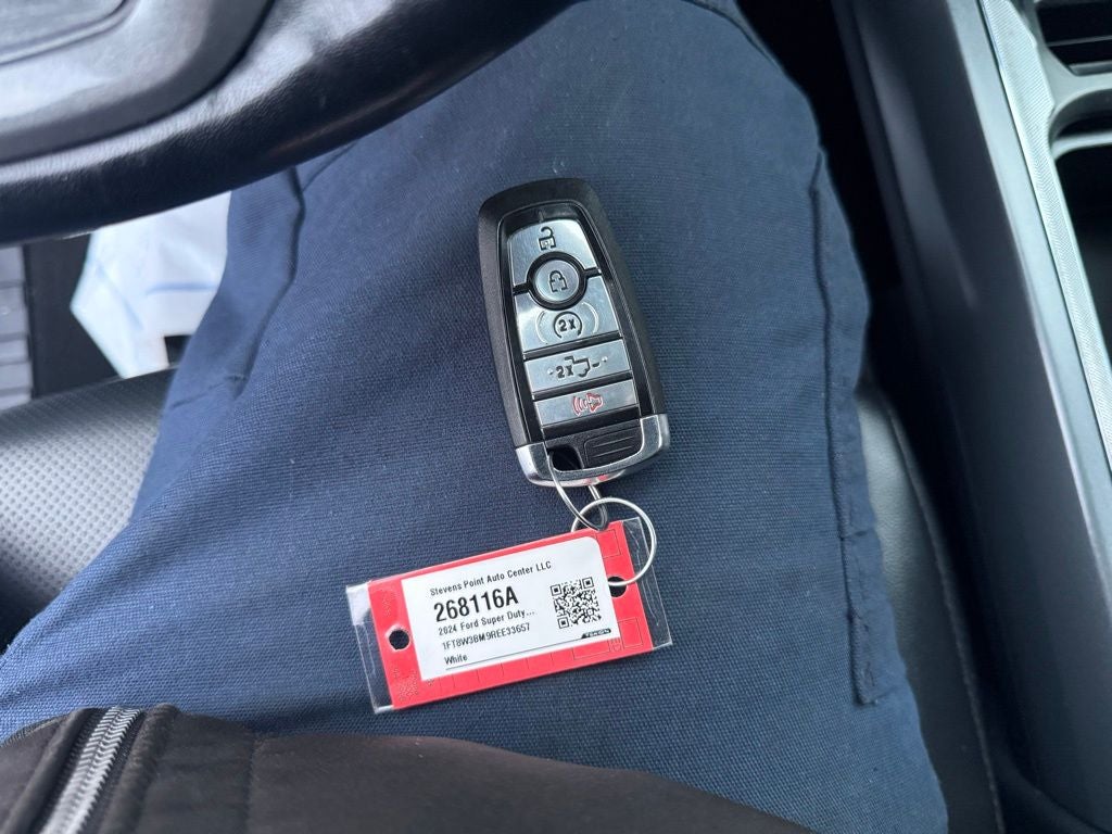 2024 Ford F-350SD Lariat