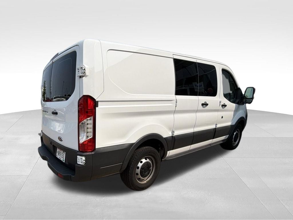 2017 Ford Transit-150 T-150 130" Low Rf 8600 GVWR Swing-Out RH Dr