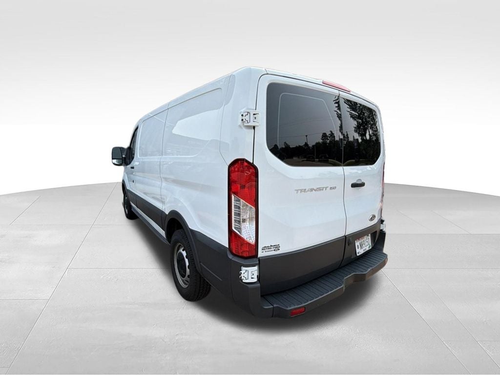 2017 Ford Transit-150 T-150 130" Low Rf 8600 GVWR Swing-Out RH Dr