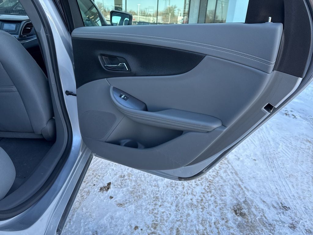 2015 Chevrolet Impala LS 1LS