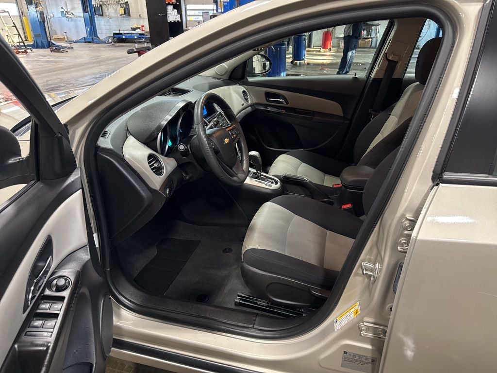 2013 Chevrolet Cruze LS