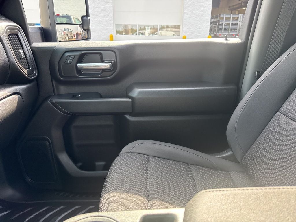 2024 GMC Sierra 2500HD Pro