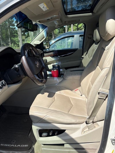 2015 Cadillac Escalade ESV Luxury