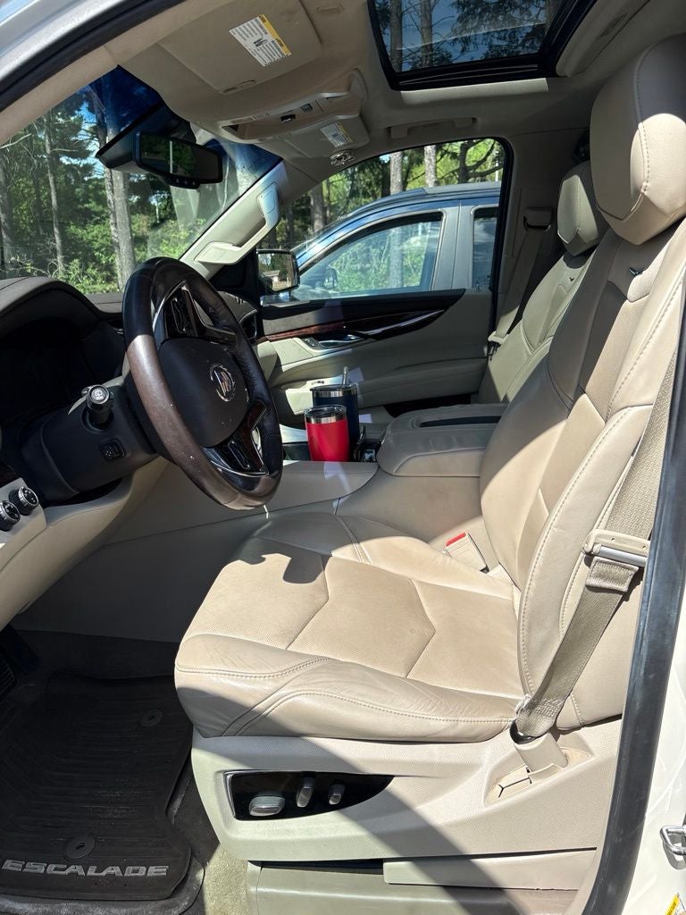 2015 Cadillac Escalade ESV Luxury