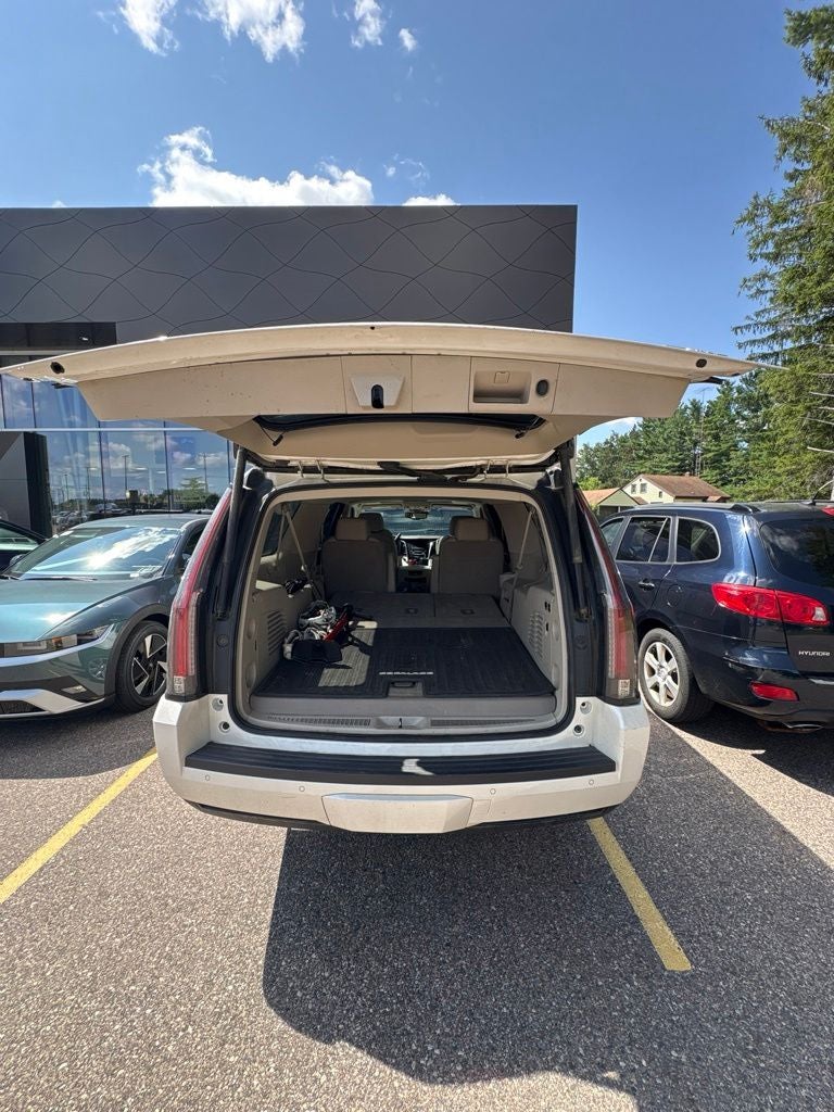 2015 Cadillac Escalade ESV Luxury