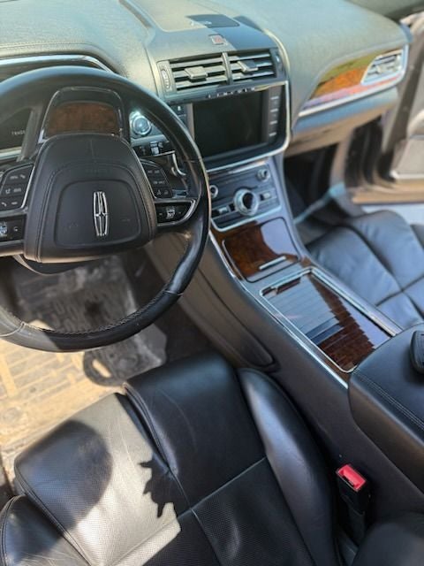 2017 Lincoln Continental Reserve