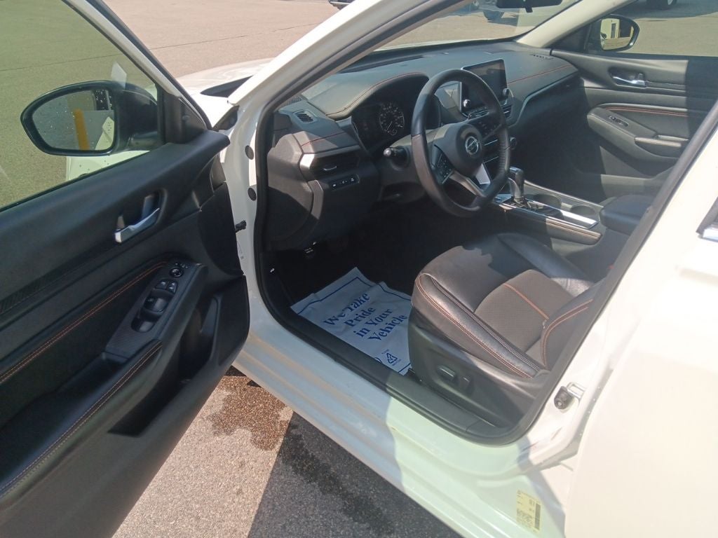 2022 Nissan Altima 2.5 SR
