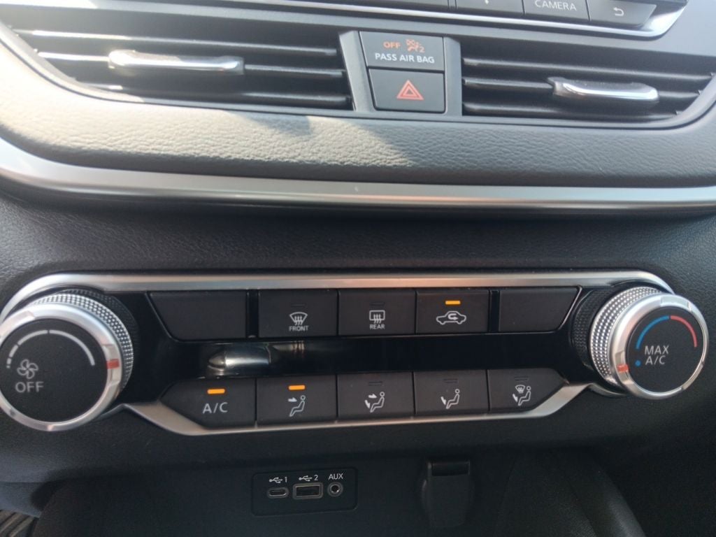 2022 Nissan Altima 2.5 SR