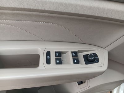 2023 Volkswagen Atlas 3.6 SE w/ Technology