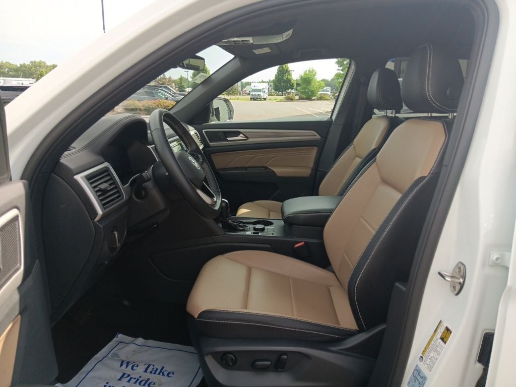 2022 Volkswagen Atlas Cross Sport 2.0T SE
