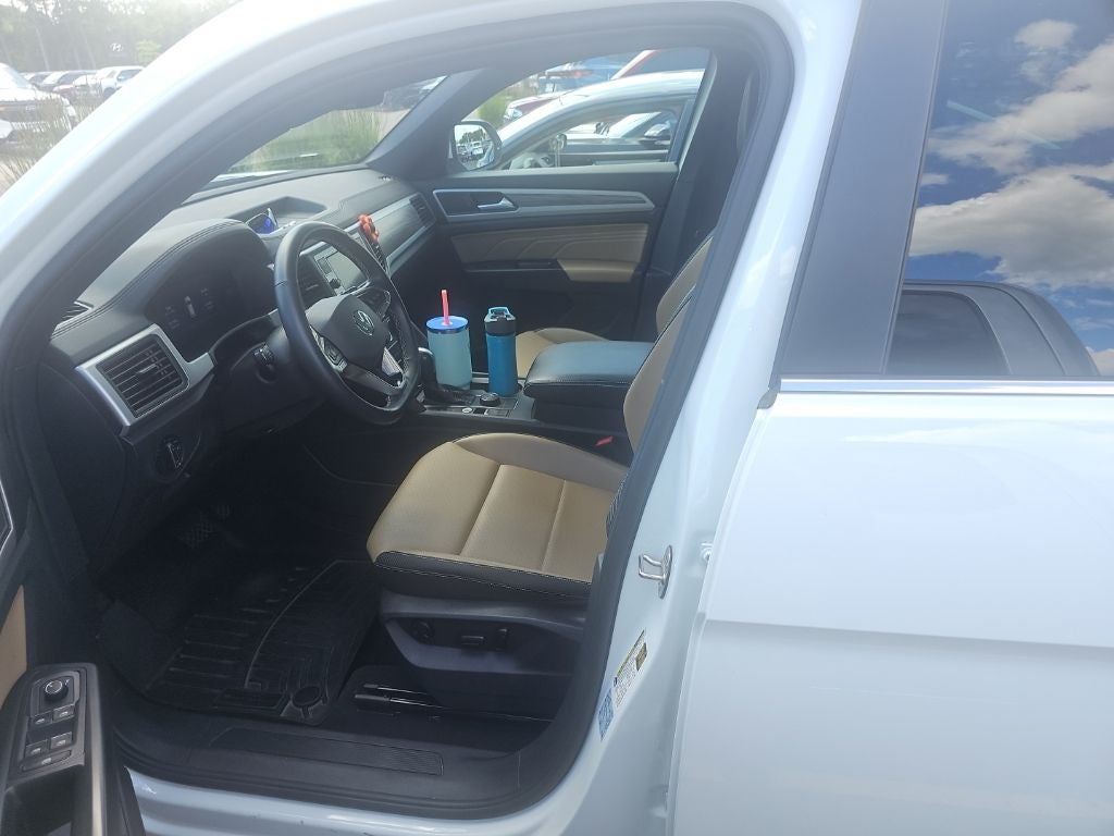 2022 Volkswagen Atlas Cross Sport 2.0T SE