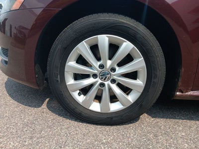 2014 Volkswagen Passat 1.8T Wolfsburg