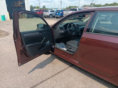 2014 Volkswagen Passat 1.8T Wolfsburg