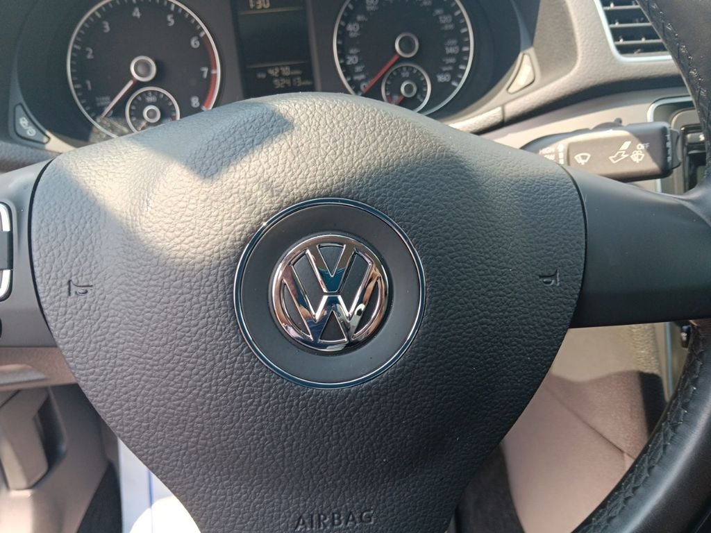 2014 Volkswagen Passat 1.8T Wolfsburg