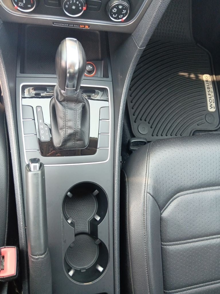 2014 Volkswagen Passat 1.8T Wolfsburg