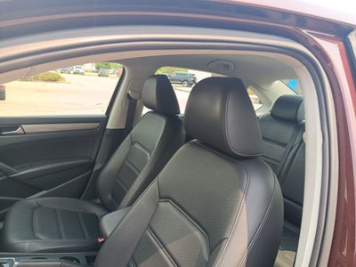2014 Volkswagen Passat 1.8T Wolfsburg
