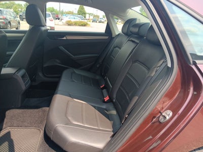 2014 Volkswagen Passat 1.8T Wolfsburg