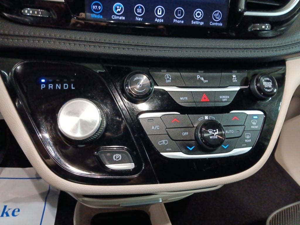 2020 Chrysler Pacifica Limited