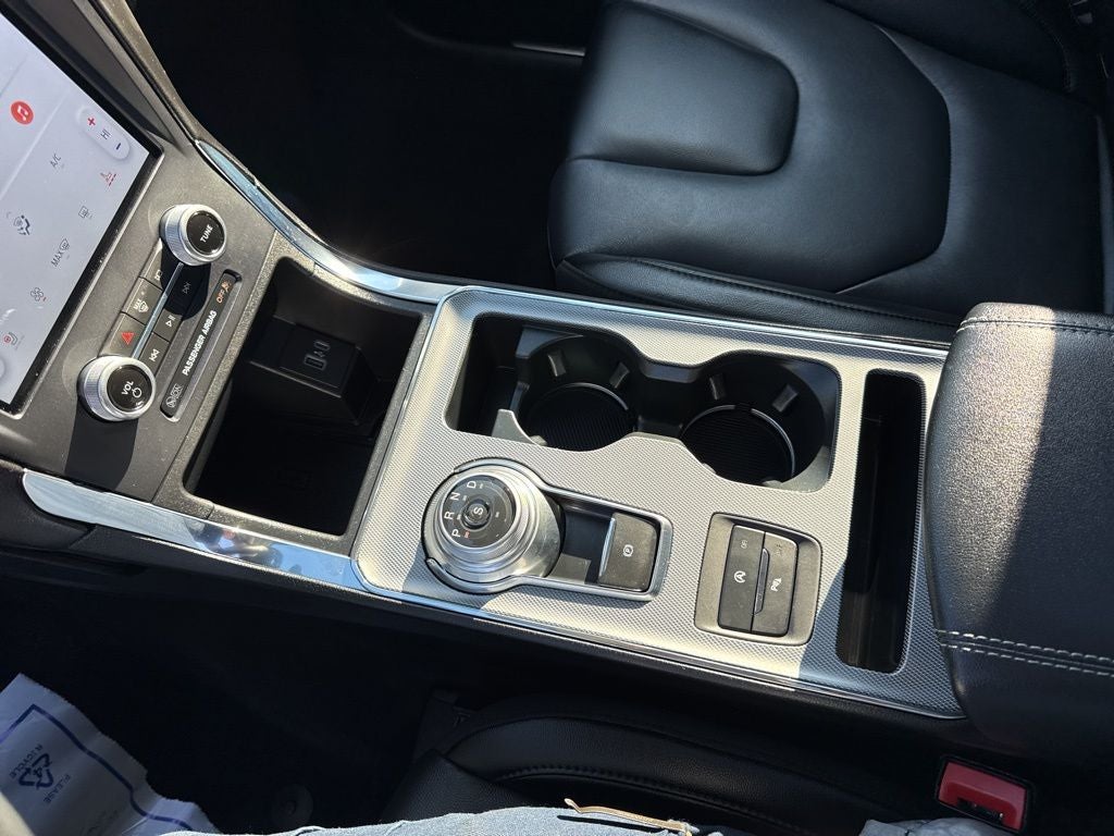 2021 Ford Edge Titanium