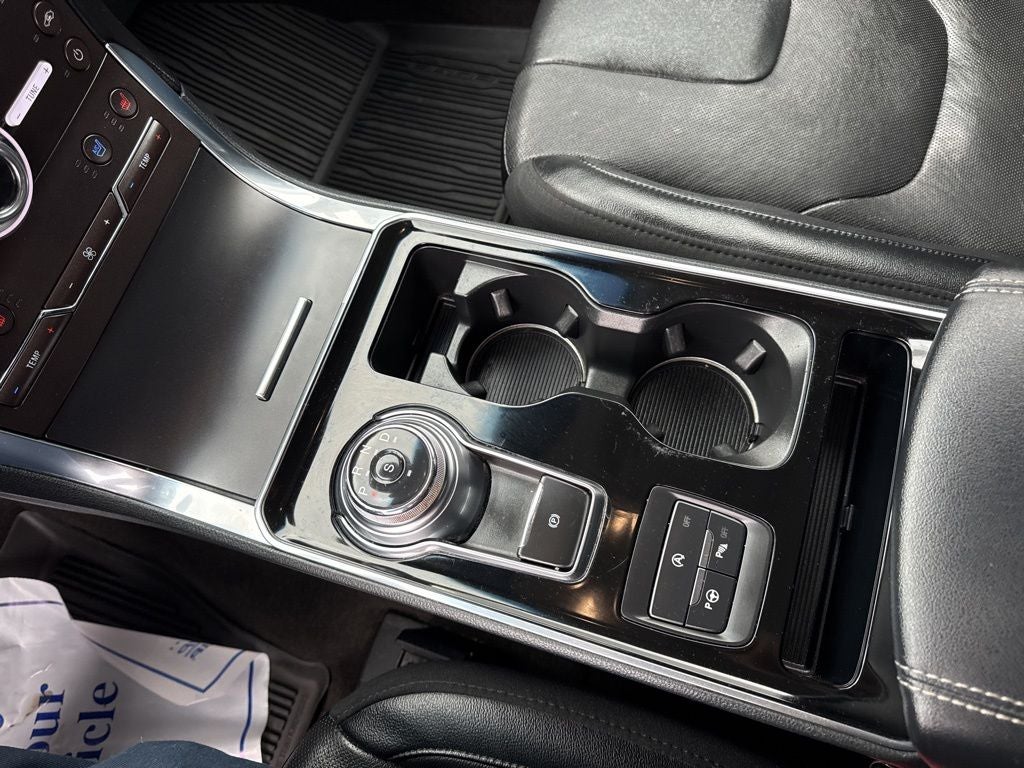 2020 Ford Edge Titanium