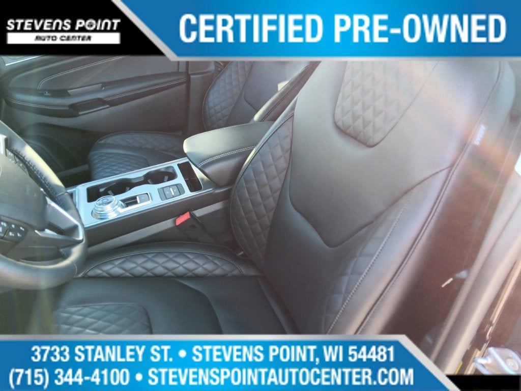 2024 Ford Edge Titanium