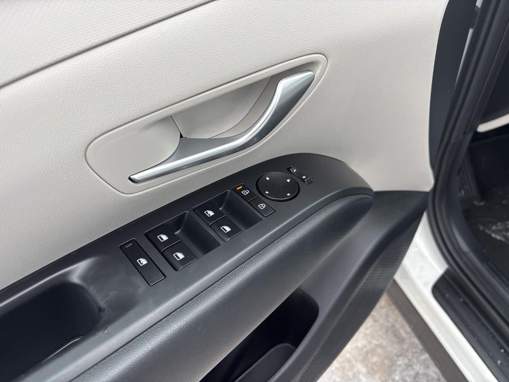 2025 Hyundai TUCSON SE AWD