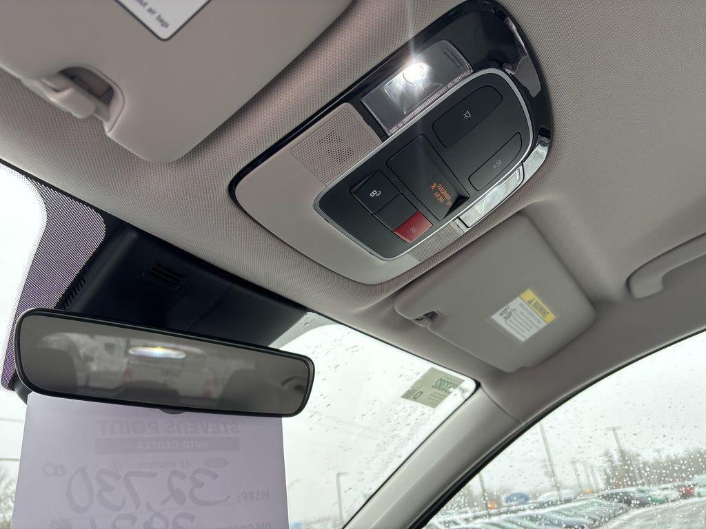 2025 Hyundai TUCSON SE AWD