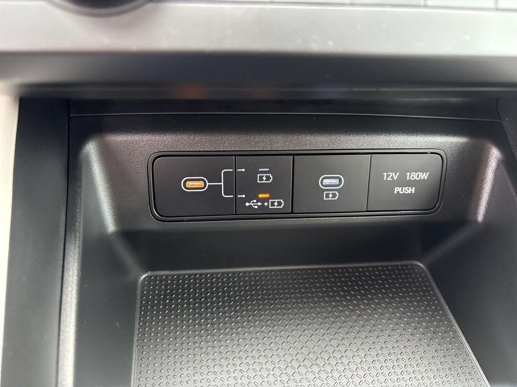 2025 Hyundai TUCSON SE AWD