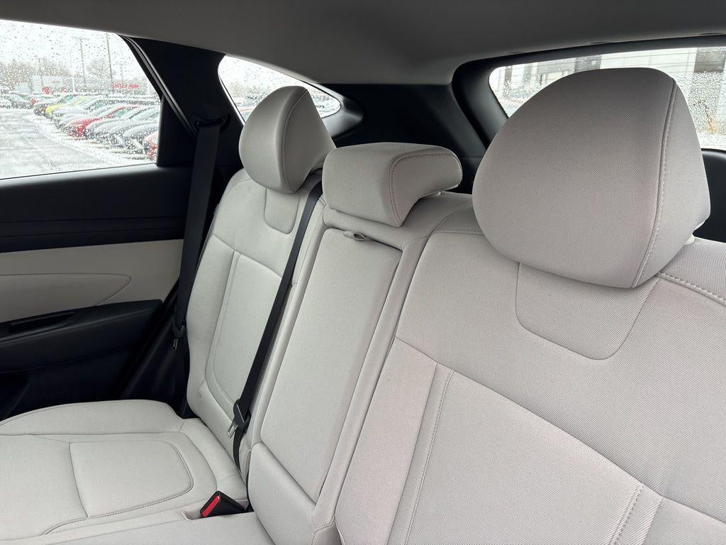 2025 Hyundai TUCSON SE AWD