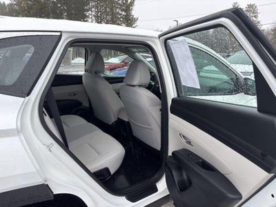2025 Hyundai TUCSON SE AWD
