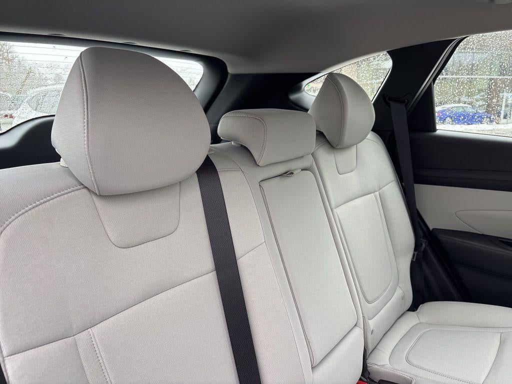 2025 Hyundai TUCSON SE AWD