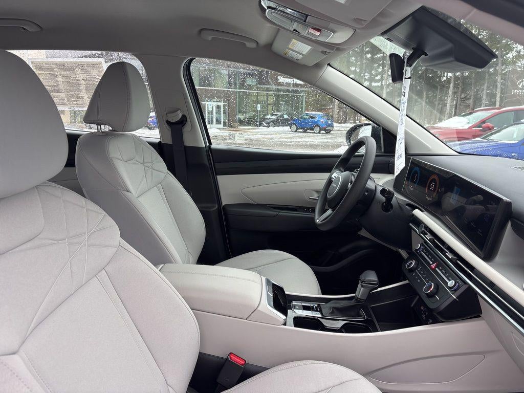 2025 Hyundai TUCSON SE AWD