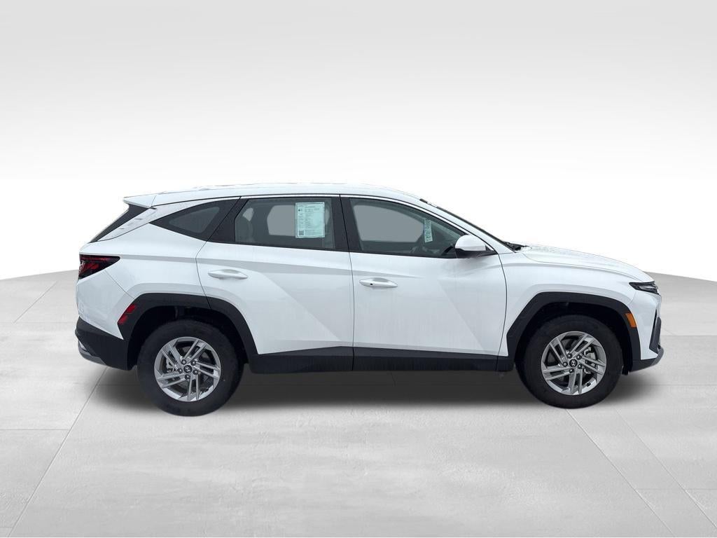 2025 Hyundai TUCSON SE AWD