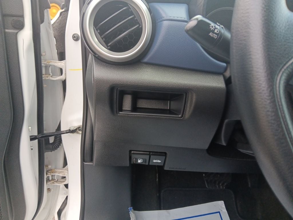2023 Nissan Versa 1.6 SV