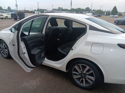 2023 Nissan Versa 1.6 SV