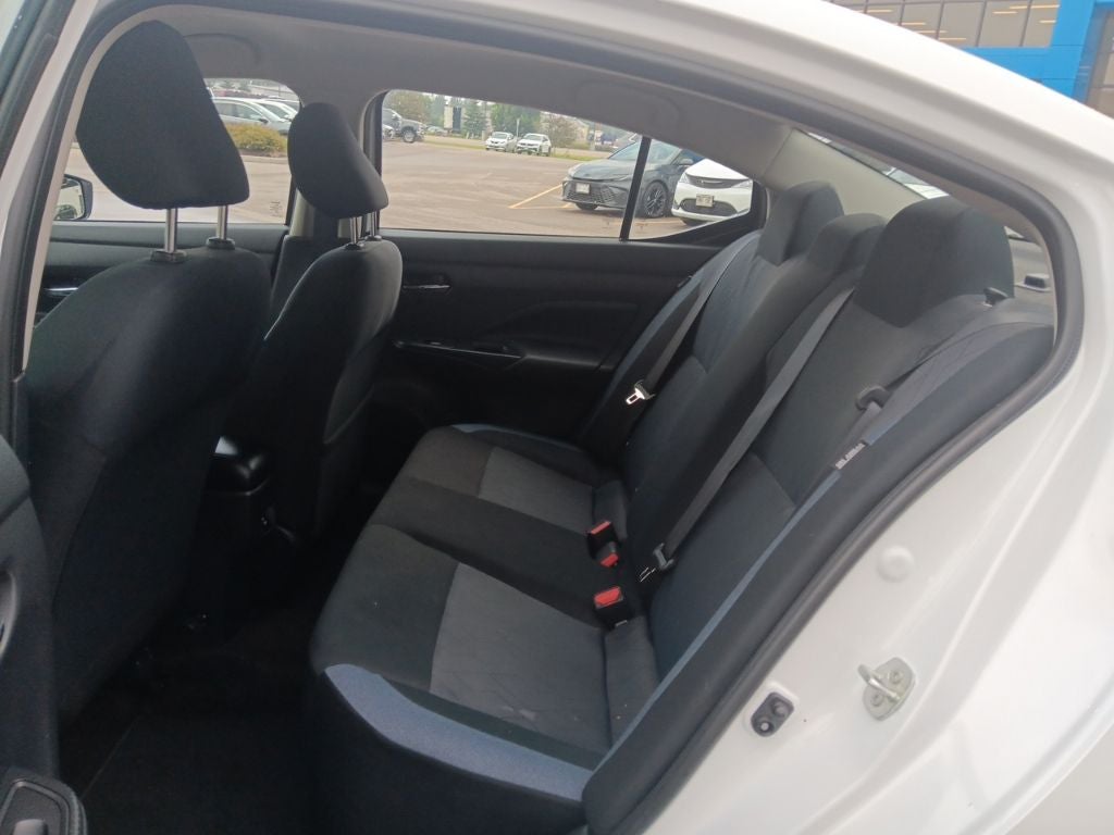 2023 Nissan Versa 1.6 SV