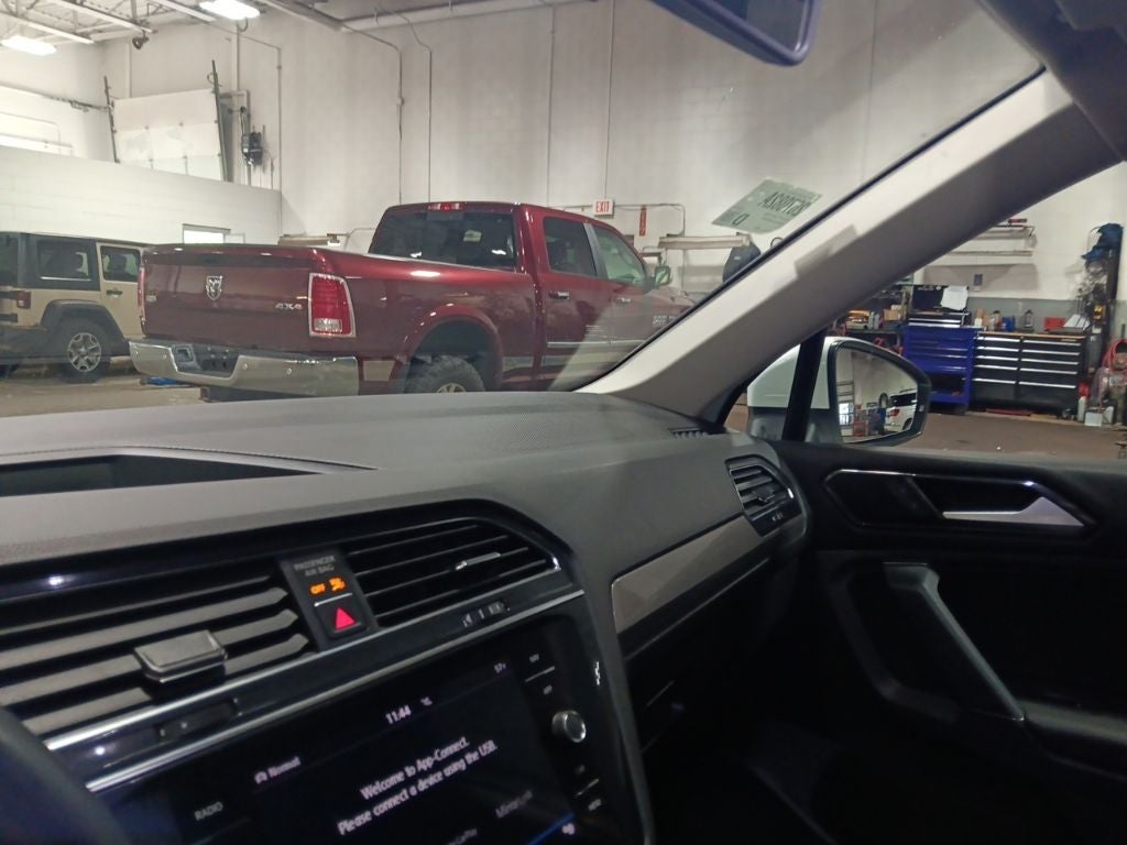 2018 Volkswagen Tiguan 2.0T SEL