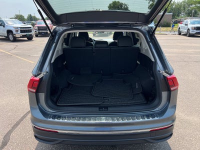 2022 Volkswagen Tiguan Base