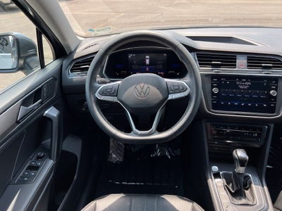 2022 Volkswagen Tiguan Base