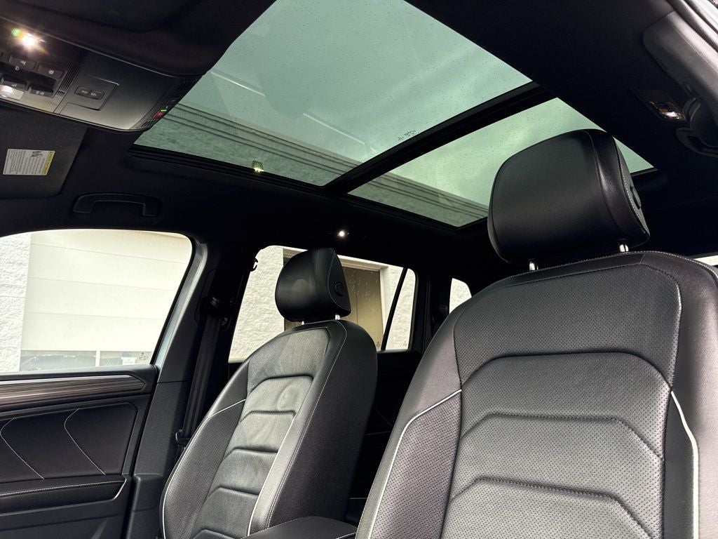 2022 Volkswagen Tiguan 2.0T SEL R-Line