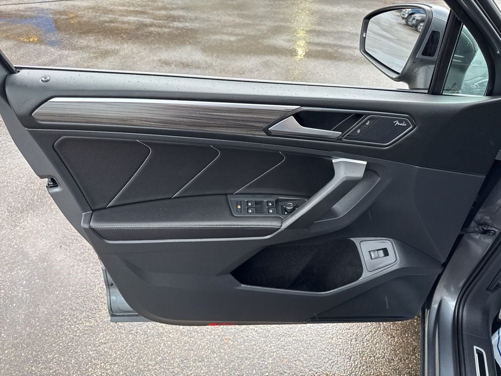 2022 Volkswagen Tiguan 2.0T SEL R-Line