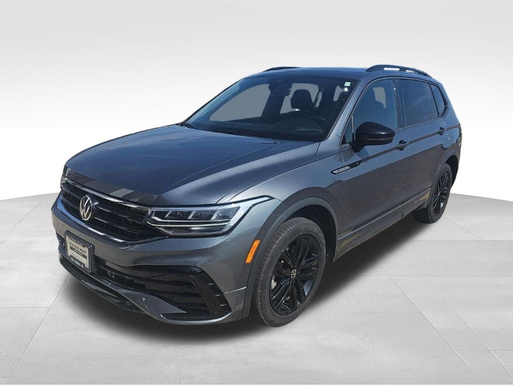 2022 Volkswagen Tiguan SE R-Line Black