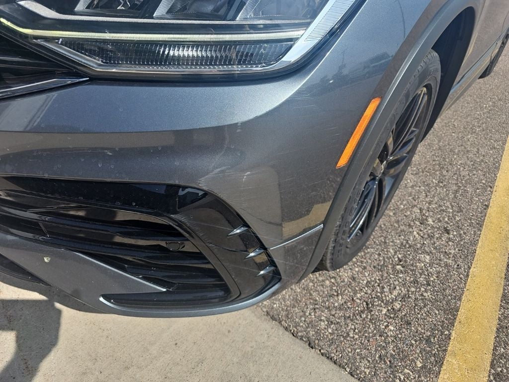 2022 Volkswagen Tiguan SE R-Line Black