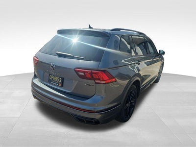 2022 Volkswagen Tiguan SE R-Line Black